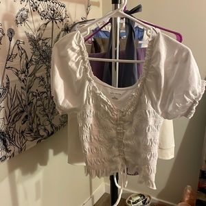 XL white cropped ruffle shirt